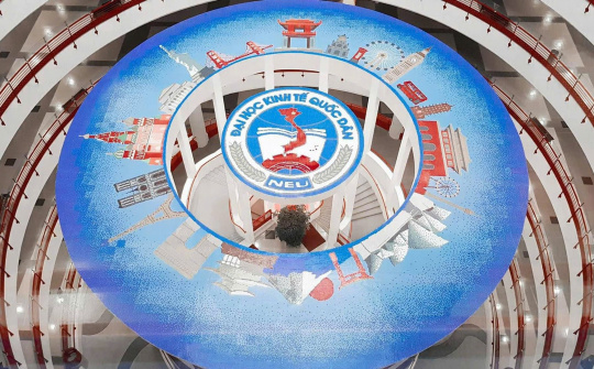 Chuyển Trường Đại học Kinh tế Quốc dân thành Đại học Kinh tế Quốc dân