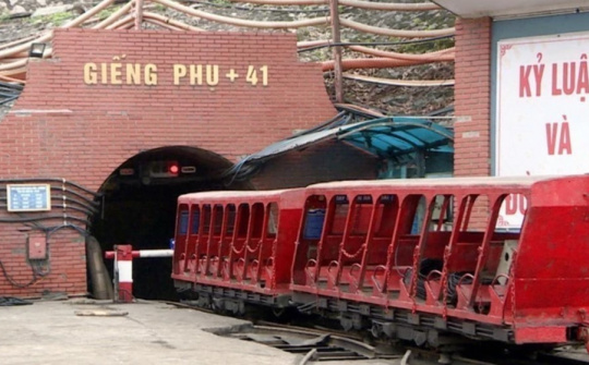 Khẩn trương khắc phục hậu quả, điều tra làm rõ nguyên nhân vụ tai nạn hầm lò tại Quảng Ninh