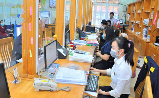 Đổi mới và hoàn thiện các quy định trong công tác tuyển dụng, sử dụng công chức, viên chức