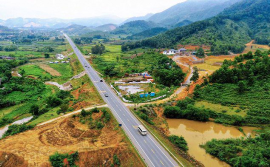 Lập Hội đồng thẩm định liên ngành Báo cáo nghiên cứu tiền khả thi Dự án xây dựng đường Hòa Lạc - Hòa Bình