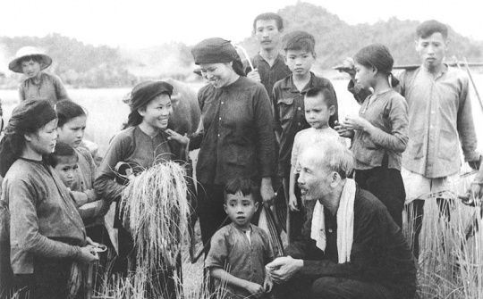 55 năm thực hiện Di chúc Hồ Chí Minh: Không ngừng chăm lo, nâng cao đời sống của Nhân dân