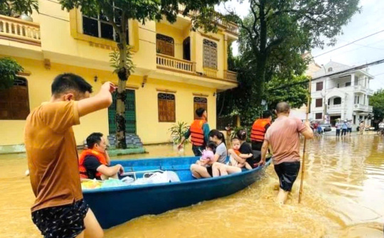 Khẩn trương cung cấp lương thực, nhu yếu phẩm cho người dân bị ảnh hưởng bởi bão số 3