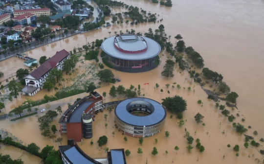 Tập trung khắc phục nhanh hậu quả mưa lũ tại khu vực Trung Bộ