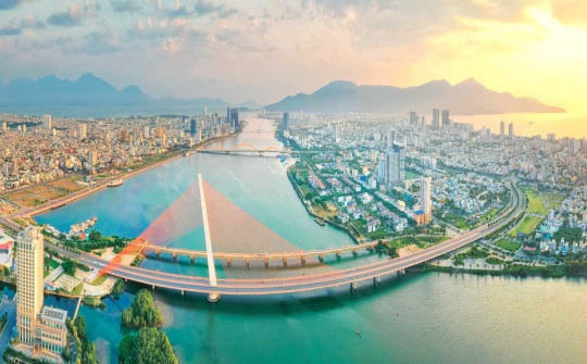 Đột phá phát triển hạ tầng: Không chỉ tăng tốc đầu tư mà còn cần đòn bẩy thể chế