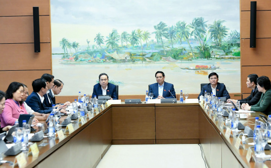 Càng áp lực thì càng nỗ lực, càng khó khăn thì càng có nhiều sáng kiến