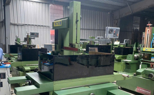 Phát hiện hai vụ vận chuyển máy móc cũ trái phép, có dấu hiệu trục lợi