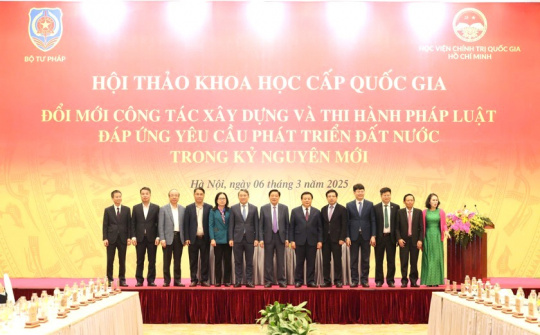 Đổi mới mạnh mẽ và tăng cường đầu tư nguồn lực cho công tác xây dựng và thi hành pháp luật