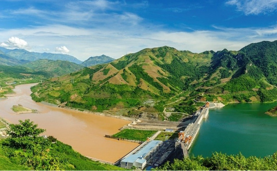 Hoàn thiện quy trình vận hành hồ chứa trên hệ thống sông Hồng