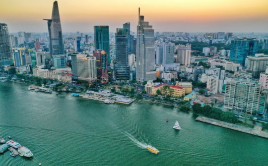 Tiếp tục đẩy mạnh phân cấp, phân quyền; phân định thẩm quyền trong các ngành, lĩnh vực