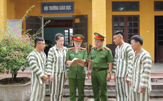 Hướng dẫn đặc xá năm 2025 (đợt 2)