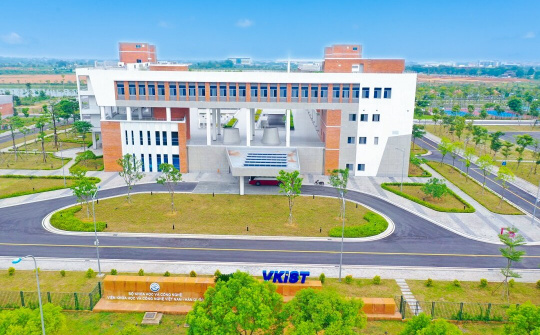 Bộ Khoa học và Công nghệ với 14 đơn vị sự nghiệp công lập trực thuộc