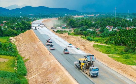 Tập trung chỉ đạo đẩy mạnh phân bổ, giải ngân vốn đầu tư công năm 2026