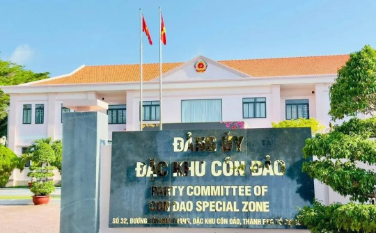 Một số vấn đề lý luận và thực tiễn về hoàn thiện mô hình chính quyền địa phương hai cấp sau một năm triển khai thực hiện