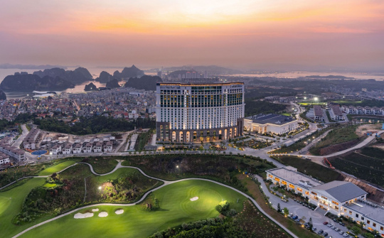 FLC Hotels & Resorts tiếp tục giành cú đúp tại giải thưởng danh giá World Travel Awards 2022