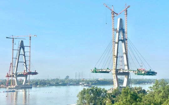 Ghi nhận tiến độ thi công Cầu Mỹ Thuận 2