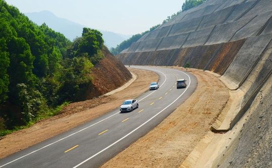 Bộ trưởng Bộ GTVT truy tiến độ giải ngân các dự án đầu tư công