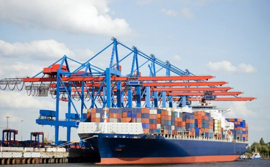 5 tháng đầu năm, hàng hoá qua cảng biển tăng trưởng vỏn vẹn 1%