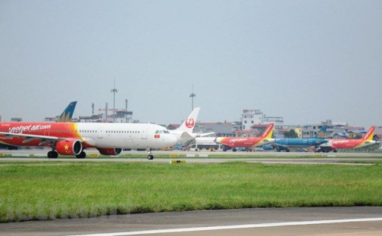 Giải bài toán áp lực cho hàng không: Cần nới lỏng giá trần vé máy bay