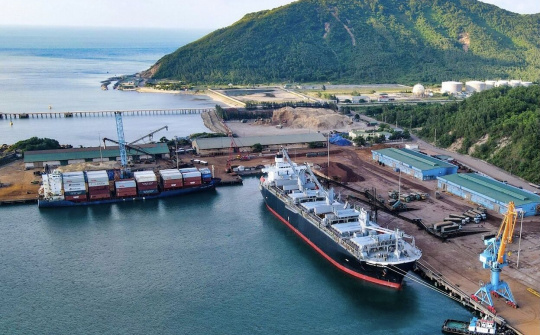 Bộ GTVT đề xuất tiếp tục giảm phí để cứu doanh nghiệp vận tải