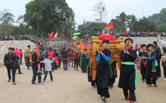 Lễ hội đền Đông Cuông trở thành di sản văn hóa phi vật thể quốc gia