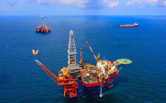 Xu hướng chuyển dịch năng lượng và hàm ý chính sách đối với ngành dầu khí Việt Nam