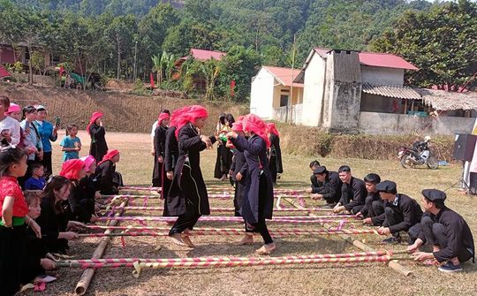 Văn Yên (Yên Bái): Rộn ràng ngày hội đại đoàn kết tại khu dân cư