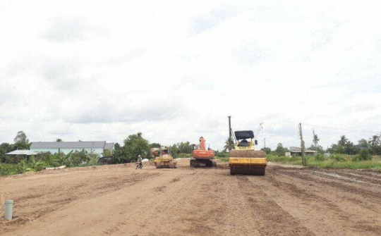 Chậm tiến độ cao tốc Mỹ Thuận - Cần Thơ, hai nhà thầu bị cảnh cáo