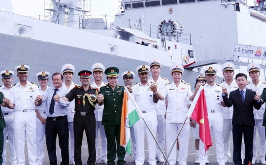 Tàu Hải quân Ấn Độ thăm Thành phố Hồ Chí Minh