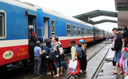 Đường sắt chạy 22 đôi tàu phục vụ nhu cầu đi lại của nhân dân Tết Nguyên đán Quý Mão 2023