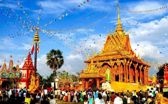 Vĩnh Long: Mừng Tết năm mới 2023 của đồng bào Khmer