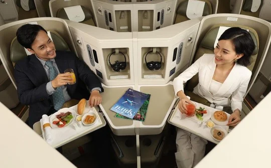Vietnam Airlines tung nhiều ưu đãi cho khách Phổ thông và Thương gia dịp cuối năm