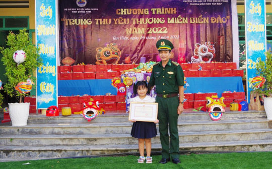 Tết Trung thu – Tết của tình người