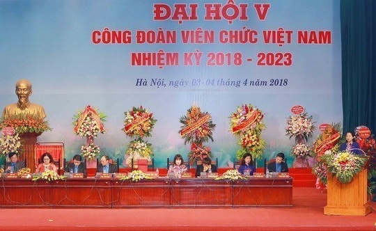 12th Vietnam trade union congress elects executive board