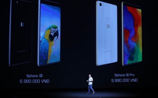 Bphone 3 thiết kế tràn viền, giá từ 6,99 triệu đồng chính thức ra mắt