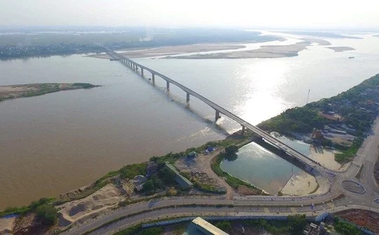 Chính thức thông xe cầu Việt Trì - Ba Vì gần 1.500 tỷ bắc qua sông Hồng