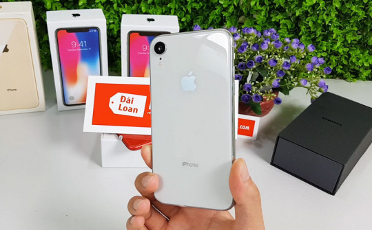 iPhone XR chưa mở bán, hàng nhái giá rẻ đã tràn lan