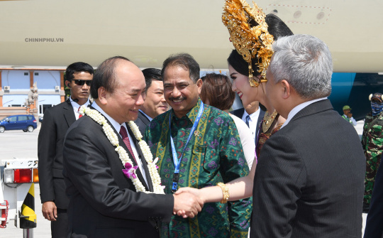 Thủ tướng Nguyễn Xuân Phúc đến Bali, Indonesia