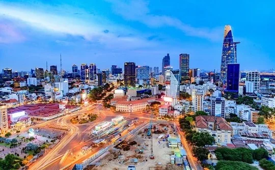Kinh tế Việt Nam vẫn đang tiến lên phía trước