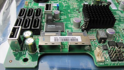 Thêm xác nhận về sự tồn tại của chip 'hạt gạo' trong máy chủ SuperMicro