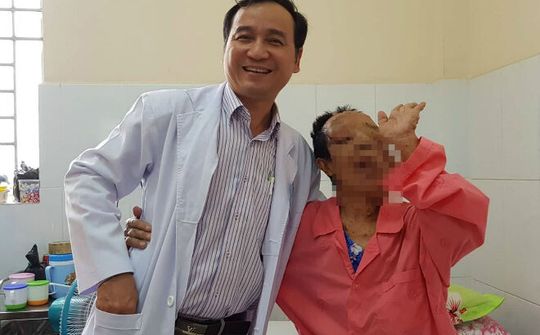 Bệnh nhân 'dù chết trên bàn mổ' cũng mong bác sĩ phẫu thuật