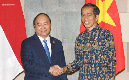 Thủ tướng Nguyễn Xuân Phúc hội đàm với Tổng thống Indonesia