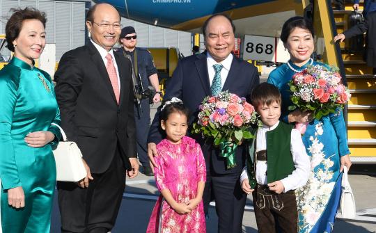 Thủ tướng Nguyễn Xuân Phúc và Phu nhân bắt đầu chuyến thăm chính thức Cộng hòa Áo