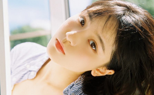 Nhan sắc của cô nàng xinh như trong truyện tranh, nổi tiếng chỉ sau 1 bộ ảnh