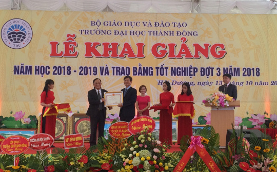 Trường Đại học Thành Đông khai giảng năm học mới 2018-2019