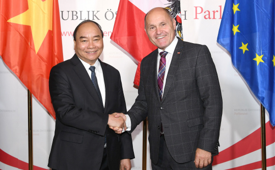 Thủ tướng hội kiến Chủ tịch Quốc hội, chào xã giao Tổng thống Áo