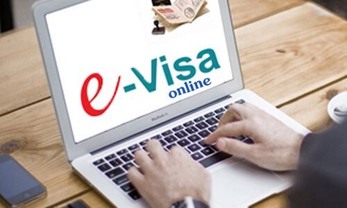 Kéo dài thí điểm cấp thị thực điện tử cho người nước ngoài