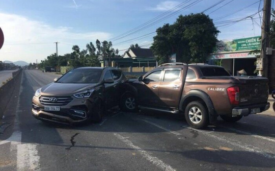 Rút súng bắn nhau trên QL1A, 1 thanh niên nguy kịch