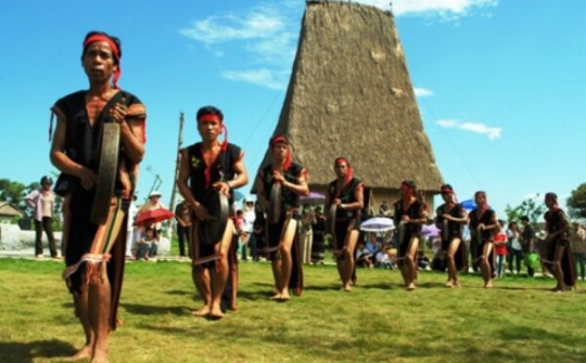 Thách thức trong kiến tạo hệ giá trị văn hóa và chuẩn mực con người Việt Nam hiện nay