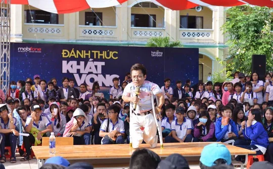MobiFone tiếp lửa khát vọng đến 10 vạn thanh niên Việt