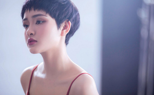 Hiền Hồ hát 'Đừng nói tôi điên' vô cùng lí trí và cảm xúc